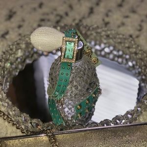 Geneva Platinum Wraparound Watch!